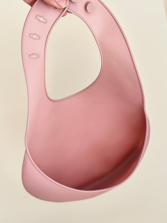 ULTRALIGHT SILICONE BIB