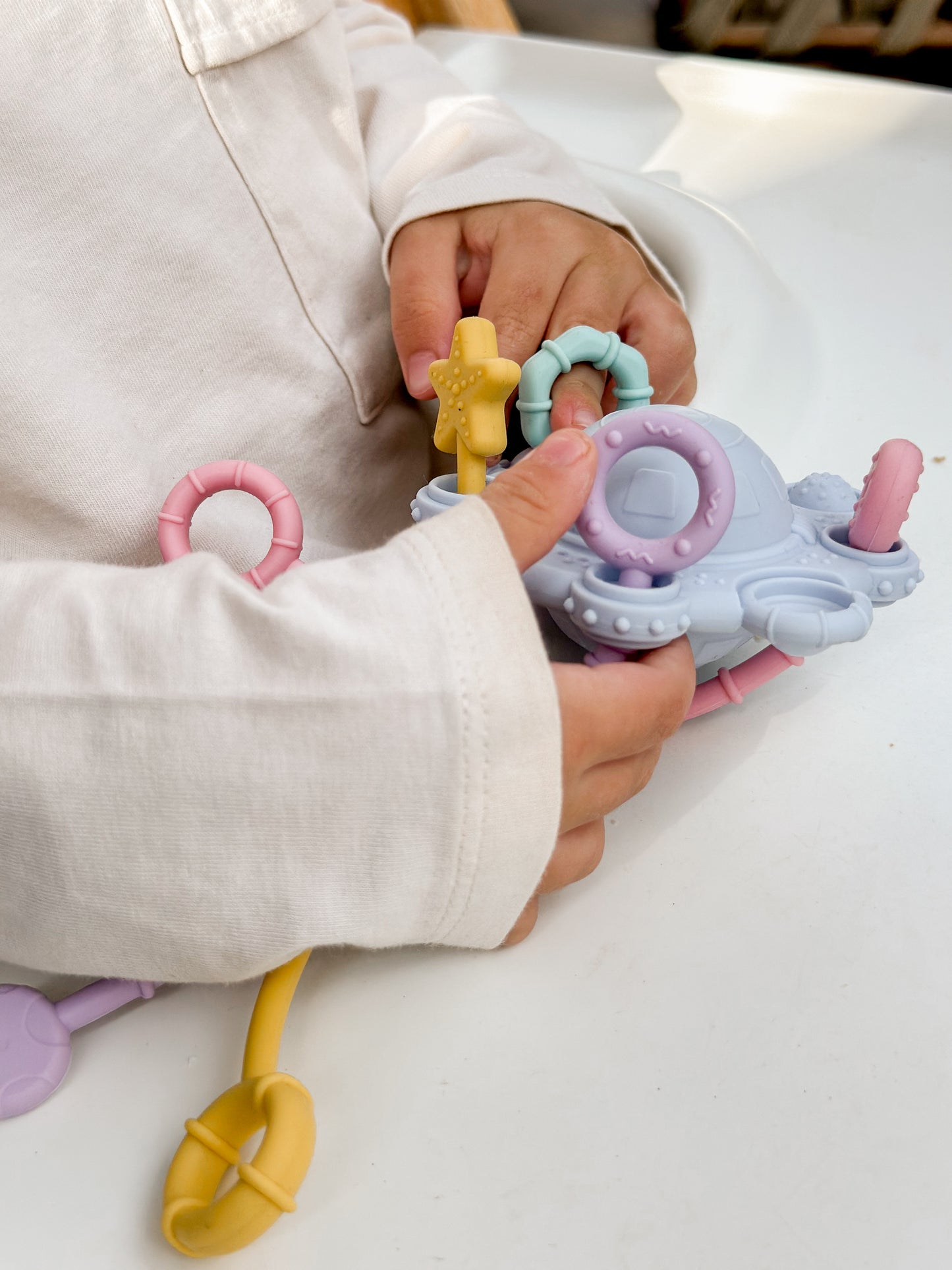 Silicone Pop & Pull Toy