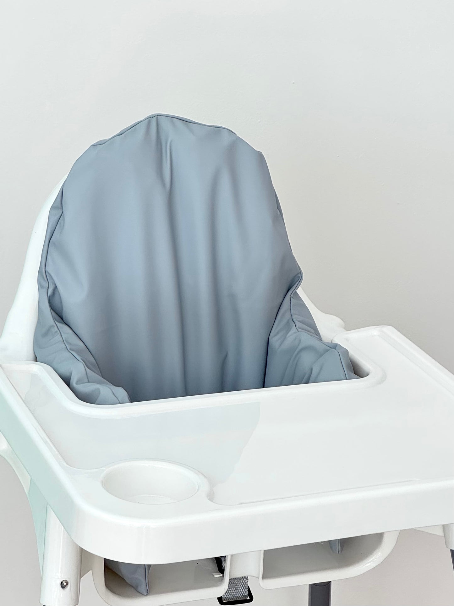 Supporting cushion and cover for highchair