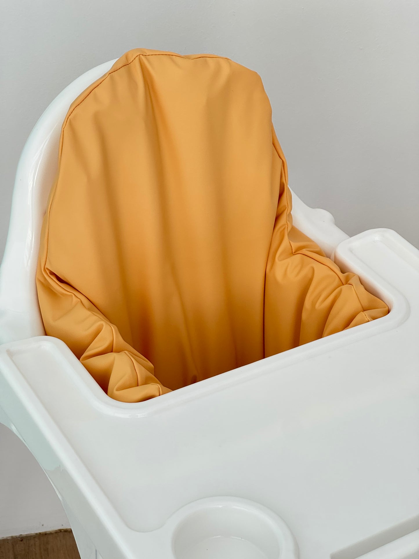 Supporting cushion and cover for highchair