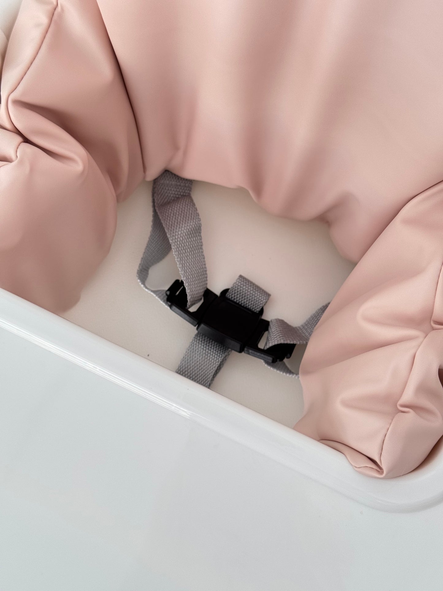 Supporting cushion and cover for highchair