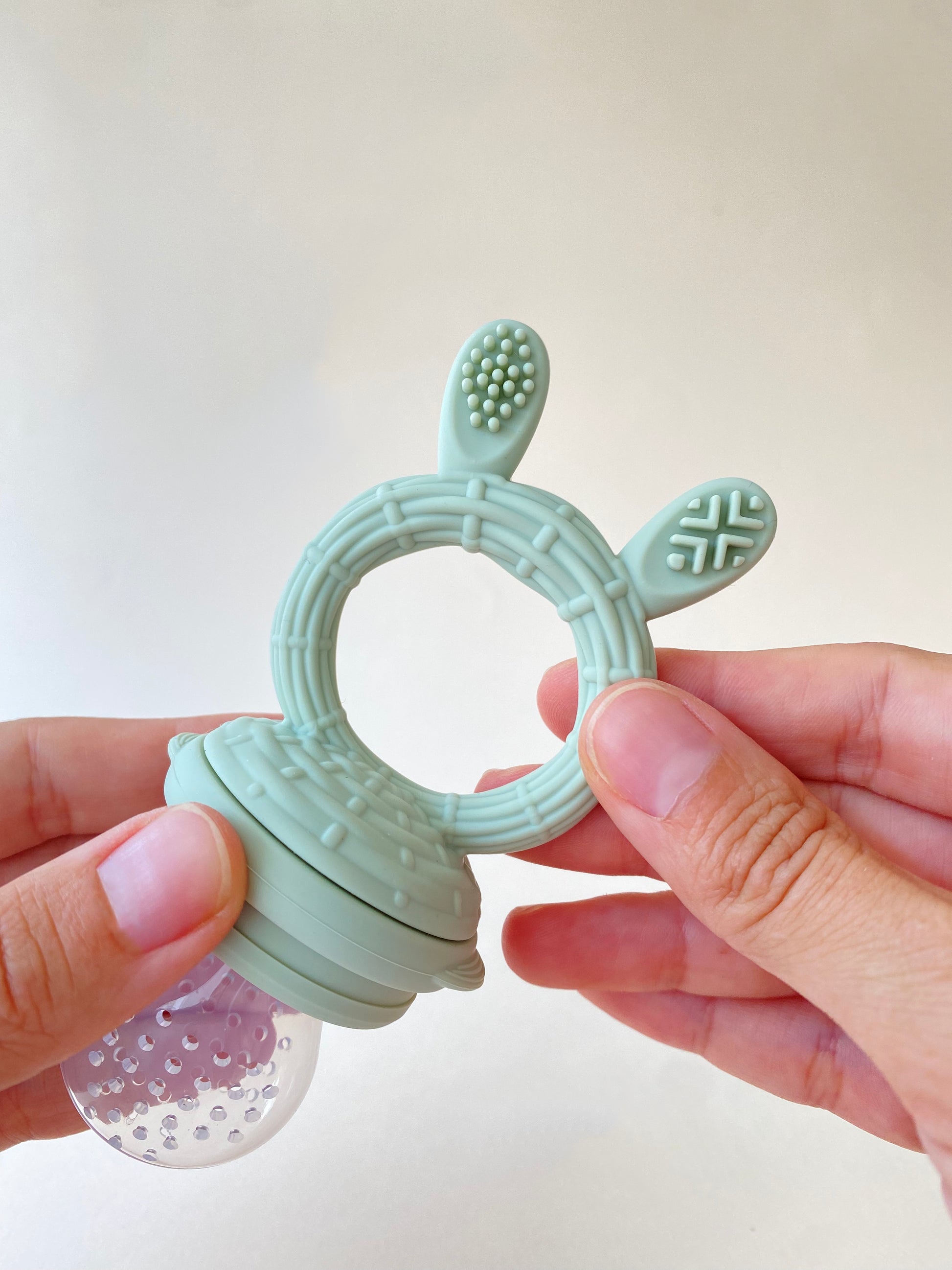 Silicone Fruit feeder/Nibbler Bunny – Hugsy Kid's Store